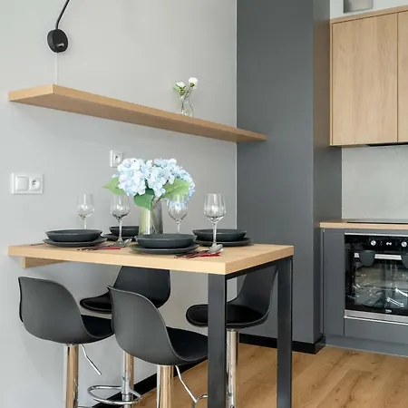 Modern Desk & Bedroom By Renters * Poznan
