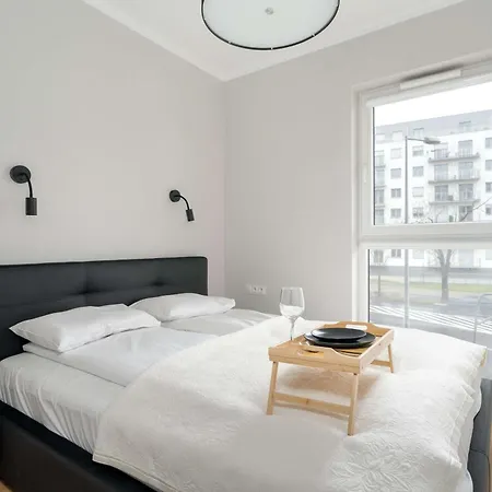 Modern With Balcony By Renters Apartment *